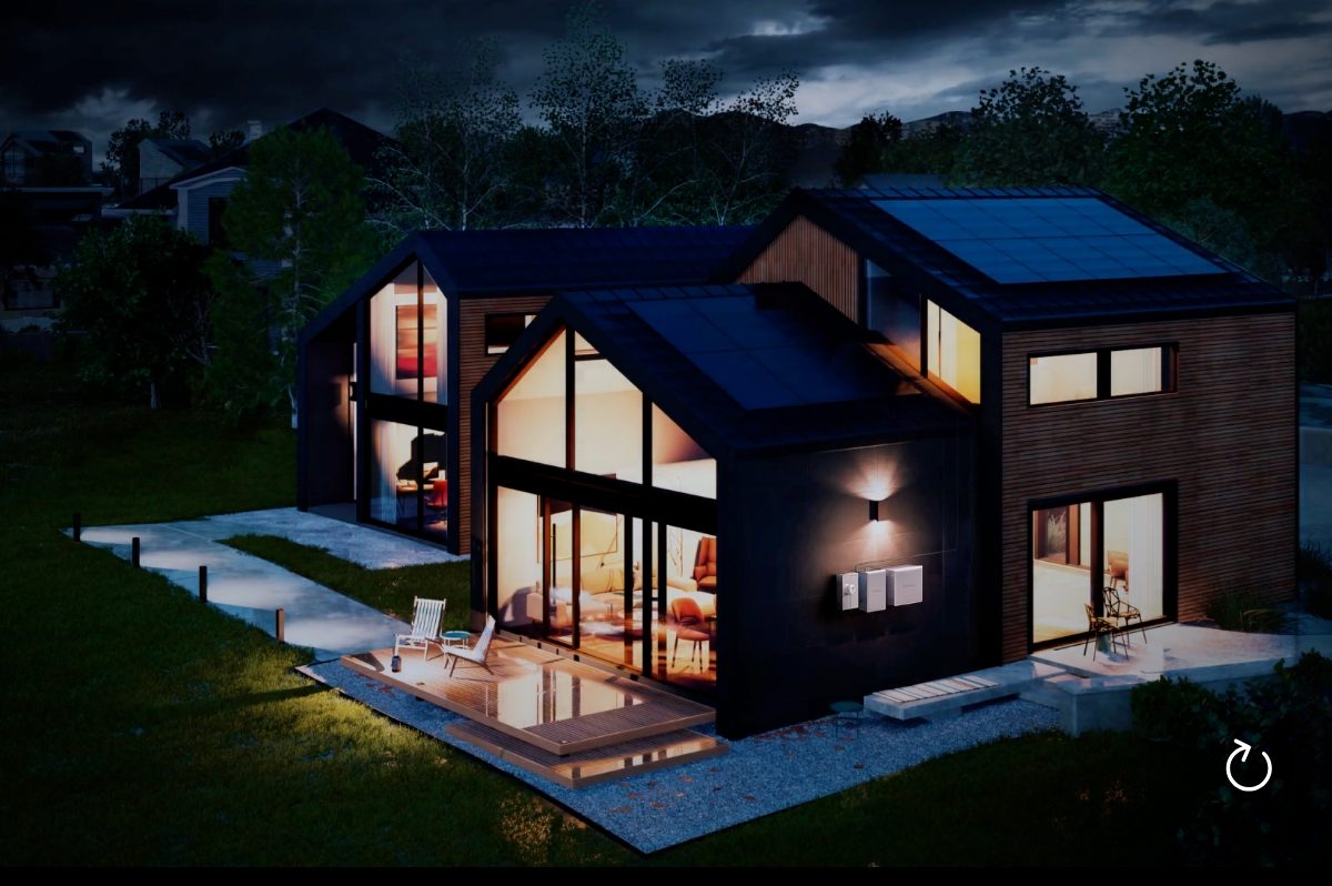 Casa con paneles solares y batería de respaldo en Florida